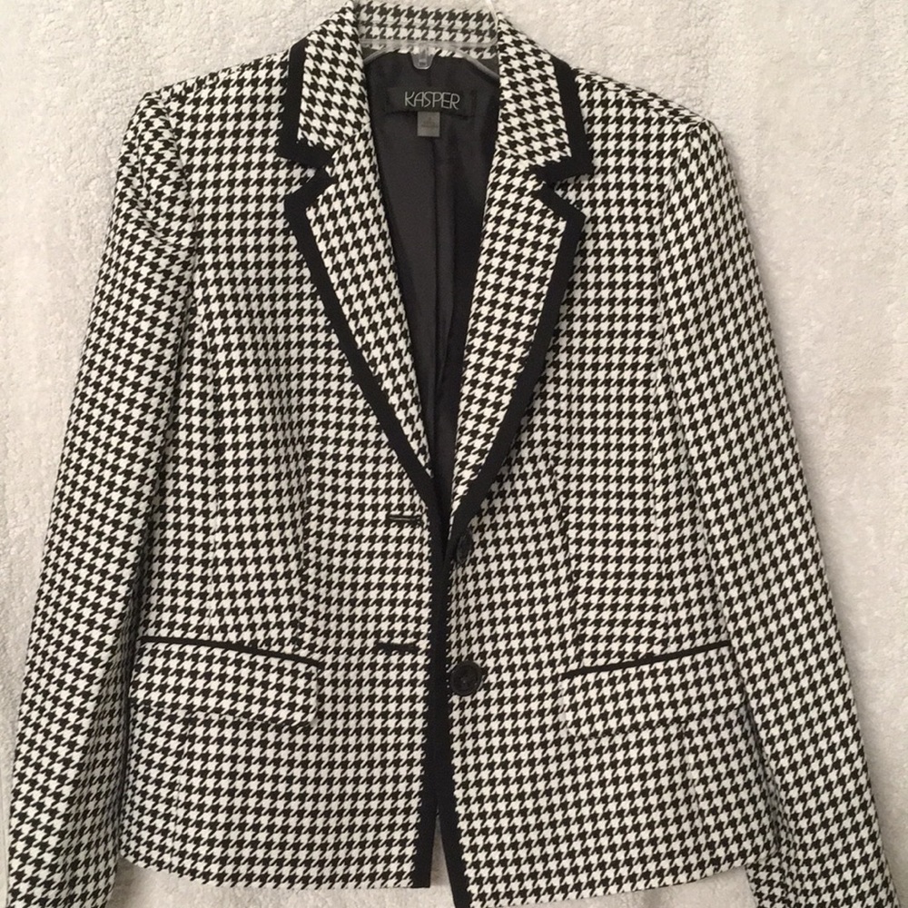 Houndstooth jacket, size 8, Kasper